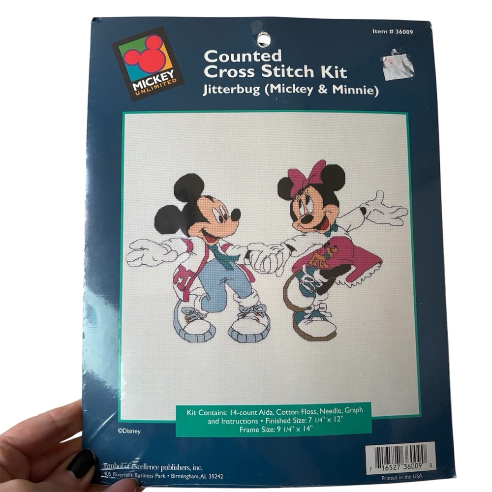 New Sealed Mickey Unlimited Counted Cross-stitch. Jitterbug Mickey and Minnie